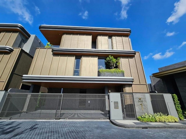 บ้านเดี่ยวบูก้าน Bugaanเหม่งจ๋าย มีลิฟท์ สระว่ายน้ำส่วนตัว 5ห้องน