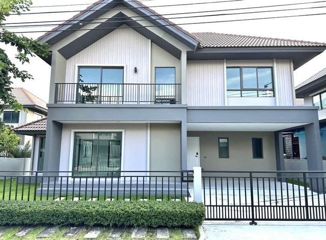 ขาย บ้านเดี่ยวหมู่บ้านเพฟบางนา (PAVE Bangna) 4ห้องนอน ทิศเหนือ