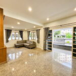 บ้าน 2 ชั้นครึ่งซอยลาดพร้าววังหิน 18 เพิ่ง Renovated ใหม่ 3ห้องนอ