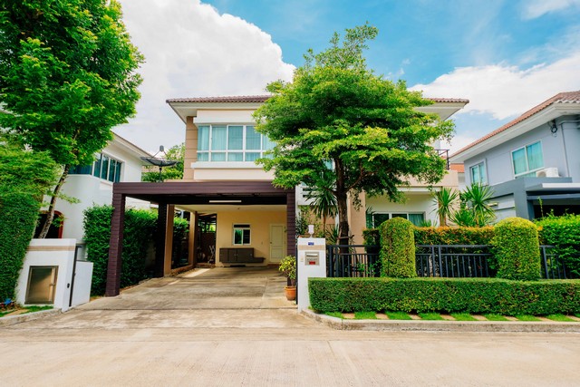 ขายบ้านเดี่ยว 2 ชั้น Life Bangkok Boulevard Rachaphruek – Charan
