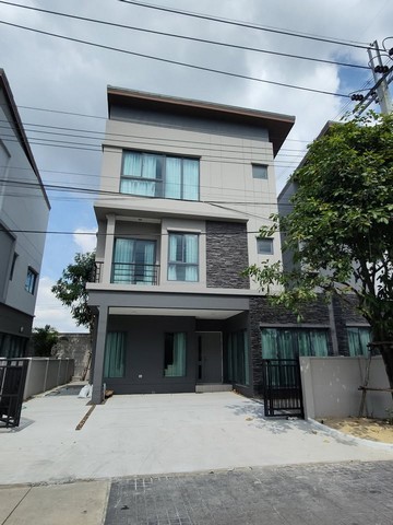 ให้เช่าบ้าน3ชั้น ใกล้รร.นานาชาติเวลลิงตันบ้านกลางเมือง THE EDITIO