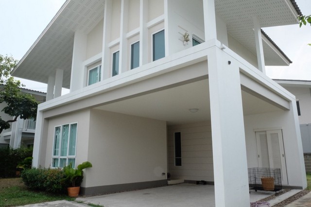 ให้เช่าบ้านติดรร.สาธิตพัฒนา ใกล้ซาฟารี ถ.ปัญญาอินทรา