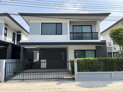 ปล่อยเช่า!! บ้านสไตล์อังกฤษ โครงการ บริทาเนีย บางนา-สุวรรณภูมิ กม