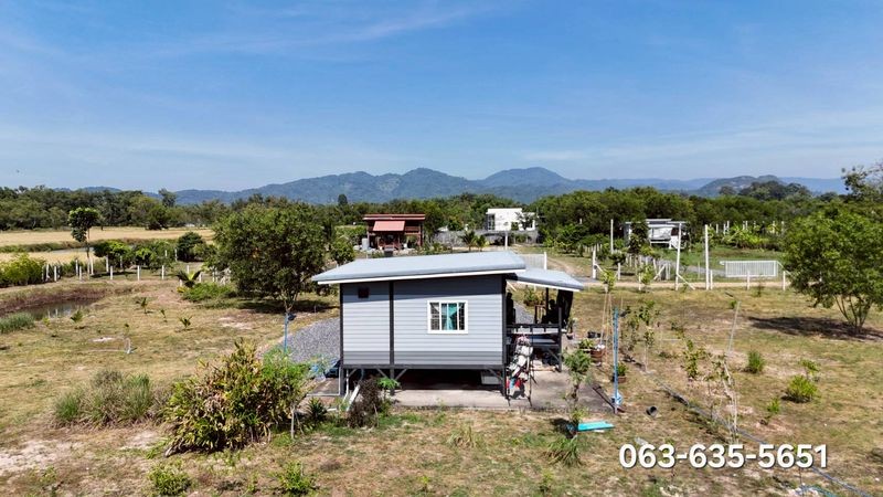 ขายบ้านสวน วิวเขาสวย ล้อมรั้วรอบพื้นที่ ต.บ้านพร้าว อ.บ้านนา จ.นค