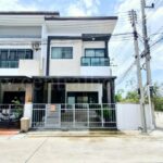 ลดราคาด่วน ทาวน์โฮม ลิฟวิ่ง เรสซิเดนซ์ รังสิต – ราชพฤกษ์ หลังมุม