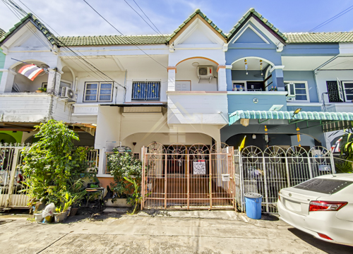 ทาวน์เฮ้าส์ หมู่บ้าน บัวทองธานี 15/1 บางบัวทอง