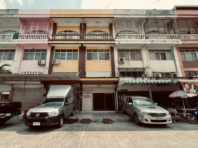 ขายอาคารพาณิชย์ หมู่บ้านอรุณธร