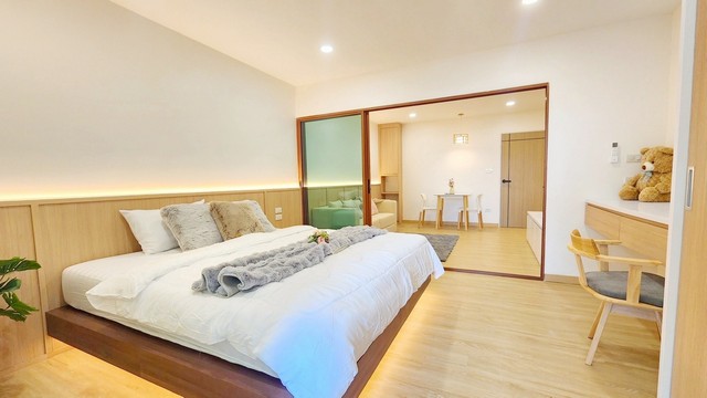 ขายคอนโดเชียงใหม่ SR Complex 38 ตร.ม. วิวสระ พร้อมเฟอร์นิเจอร์