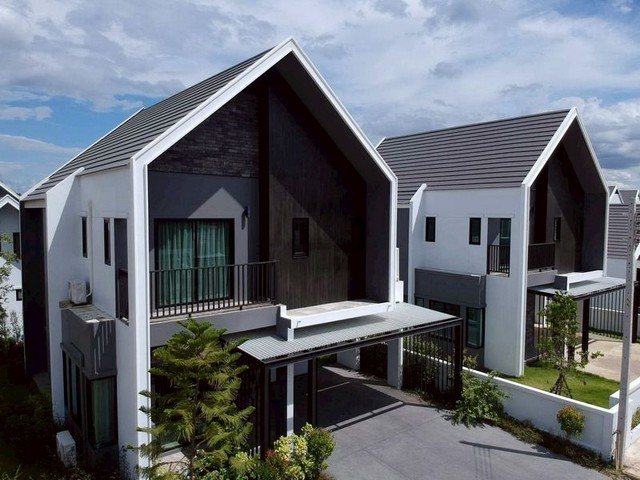 บ้านสวย สไตล์นอร์ดิก หลังใหญ่ เพดานสูง สันทราย แม่โจ้