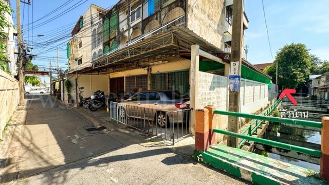 บ้านเดี่ยว 3 ชั้น สร้างเอง ถนนอรุณอมรินทร์ – บางกอกน้อย