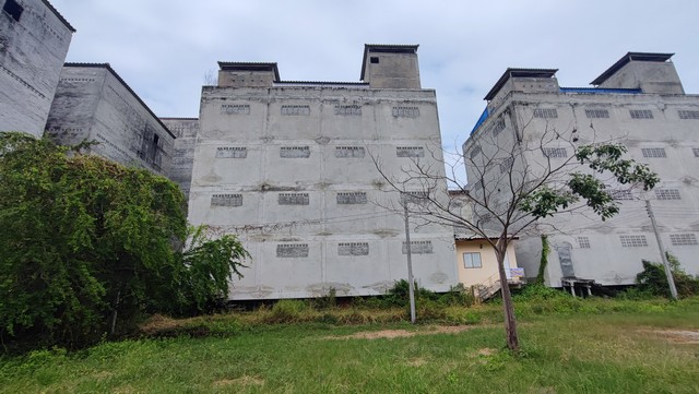 กิจการรังนกนางแอ่น พร้อมเก็บผลผลิต บ้านแหลม เพชรบุรี ลดด่วน