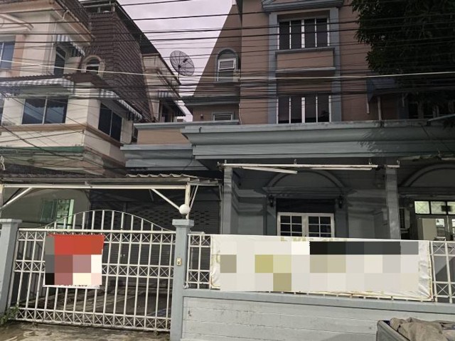 ให้เช่าทาวน์โฮมขนาดใหญ่3ชั้น250ตร.ม5นอน6น้ำตกแต่งสวยเฟอร์ครบเช่า3