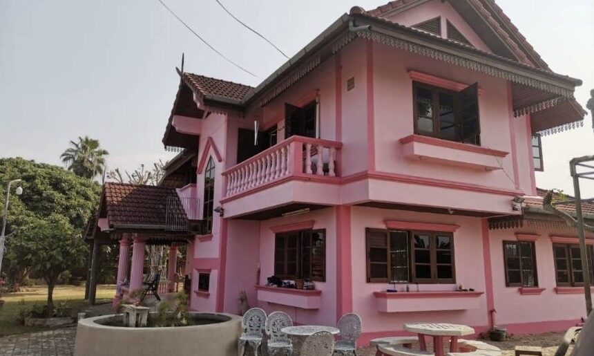 ขายที่ดินพร้อมสิ่งปลูกสร้าง บ้านสองชั้น พร้อมอยู่