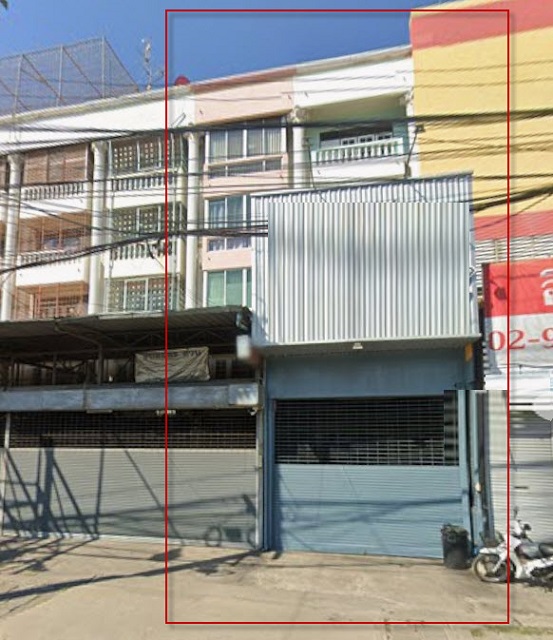 บนถ.ให้เช่าอาคารพาณิชย์ 4.5ชั้น ถ.พระราม5ราชพฤกษ์ ไม่มีค่าเซ้ง!