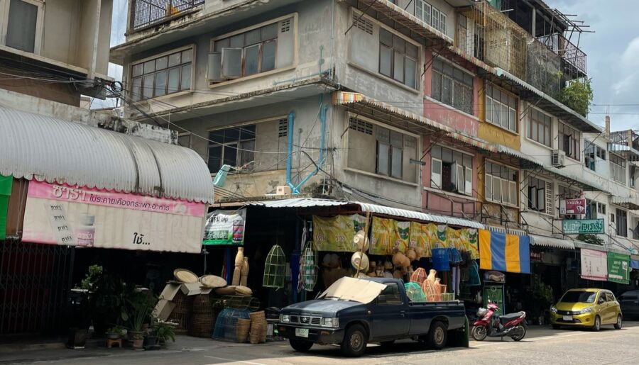 ขายอาคารพาณิชย์ 4ชั้น ทำเลดี ในตลาดศรีเทพ2 อำเภอตาคลี จังหวัดนครส