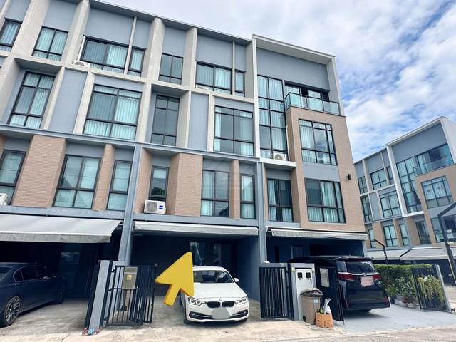 ขายทาวน์โฮม 3.5 ชั้น Estara Haven พัฒนาการ 17 ใกล้ ม.เกษมบัณฑิต