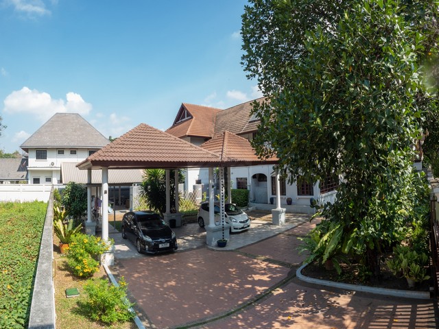 ขายบ้านเดี่ยวหลังใหญ่ 256 ตรว. หมู่บ้านนวธานี เสรีไทย 59