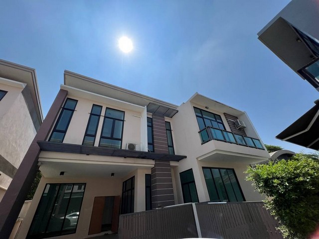 ขายบ้านเดี่ยวหลังมุม4ห้องนอน ราคานี้สุดคุ้ม #ขาดขาดทุน ทำเลลาดพร้