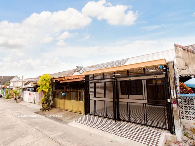ขายทาวน์เฮ้าส์ 1.5 ชั้น หมู่บ้านทอรุ้ง นวมินทร์ 111 ใกล้ Food lan