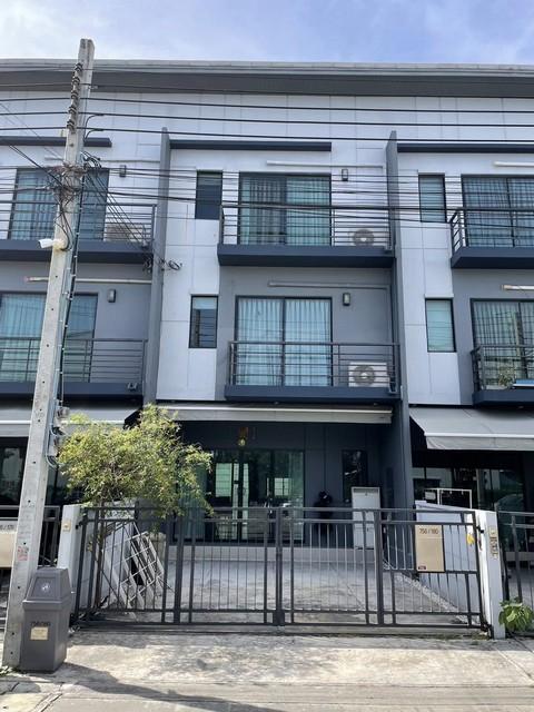 ให้เช่าทาวน์โฮม 3 ชั้น 20 ตร.ว. บ้านกลางเมือง พระราม 9-อ่อนนุช