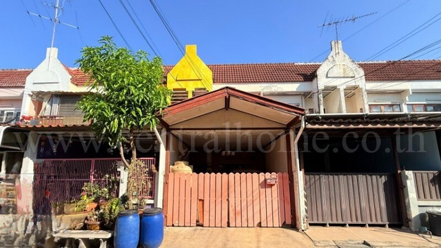 ทาวน์เฮ้าส์ หมู่บ้าน ดวงกมล ซอยพระยาสุเรนทร์ 35 – คลองสามวา