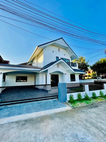 บ้านเดี่ยว 2 ชั้น ทำเลทอง ใกล้เมือง ราคาดีเกินคุ้ม สันทราย