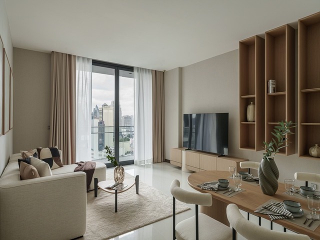 Premium 2 Bedroom Condo with Panoramic City View at Q1 Sukhumvit