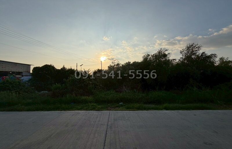 ขายที่ดินประชาอุทิศ 90 ซอยยิ้มแย้ม ขนาดที่ดิน 3 ไร่