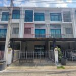 ทาวน์โฮมThe Metro Pattanakarn – Srinakarin เดอะ เมทโทร พัฒนาการ