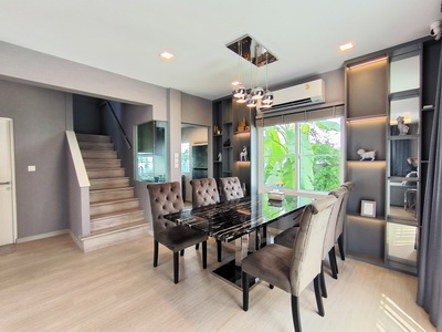 บ้านเดี่ยว Villaggio ศรีนครินทร์ ตำบลบางเมือง อำเภอเมืองสมุทรปราก