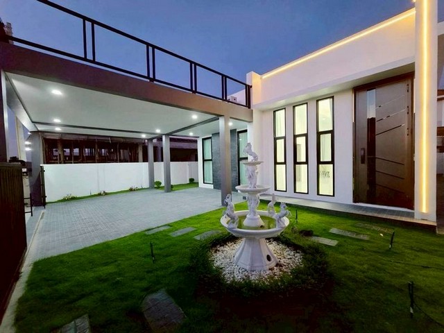 ขายบ้านสวยพัทยา สไตล์โมเดิร์นหรู ซอยพรประภานิมิตร บางละมุง ชลบุรี