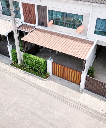 ม.มหิดล ศาลายา 900 ม.ให้เช่าทาวน์เฮาส์ 2 ชั้น ทำเลบรมราชชนนี สา