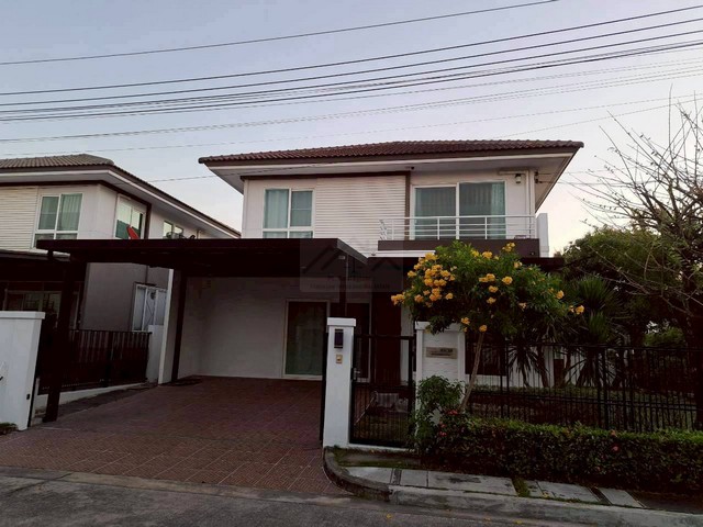 ขายบ้านเดี่ยว 2 ชั้น หลังมุม 3 ห้องนอน โครงการมัณฑนา วงแหวน–อ่อนน