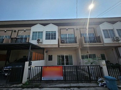 หมู่บ้านลีฟวิ่ง ไพร์ม ทาวน์โฮม 2 ชั้น ซอยบงกช 33 รังสิต-คลอง 2