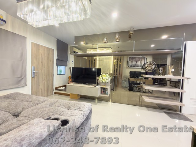 ขายทาวน์โฮม นาคนิวาส 48 ใกล้ Central Eastville เดอะ ล็อฟท์ บาย ไอ