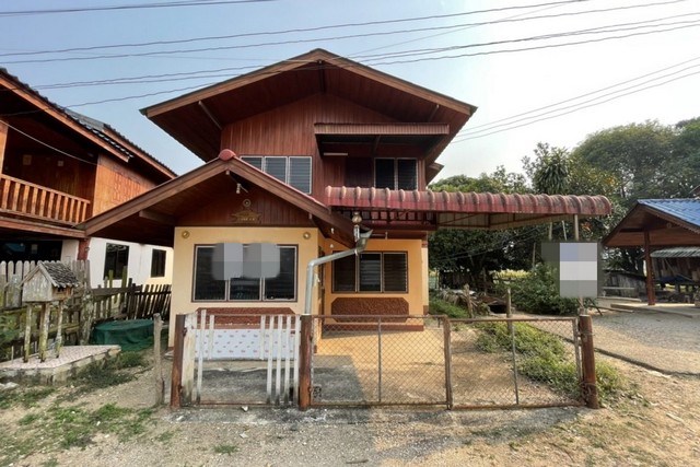ขายบ้านครึ่งตึกครึ่งไม้ ขันหอม ซอยขันหอม 5 ถนนถนนพะเยา-วังเหนือ