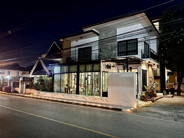 Apartment​ 3 ชั้น​ มีลูกค้าประจำ สามารถทำกิจการต่อได้ทันที อำเภอเ