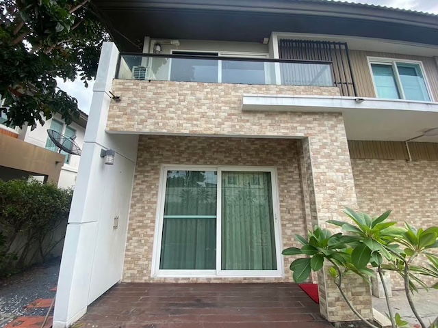BH3907 ให้เช่าบ้านเดี่ยว 2ชั้น โครงการมัณฑนา เลค วัชรพล ถนนสุขาภิ
