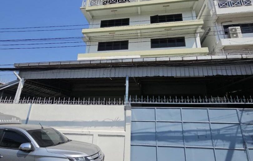 ให้เช่าอาคารพานิชย์ 6 ชั้น ถนนสุขุมวิท 93 มีลิฟท์ เขตพระโขนง