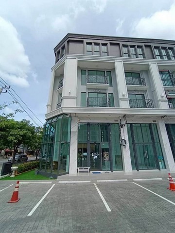 ให้เช่าอาคารสำนักงาน บนถนนสุขุมวิท 77 ปากซอยอ่อนนุช 41 ติดMRT ศรี