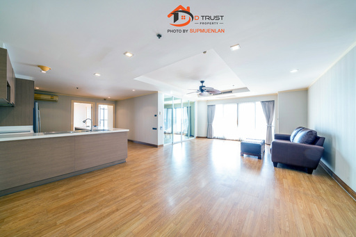 ขายถูกที่สุด! State Tower Silom 192 ตร.ม. 4BR ชั้น 37 วิวโค้งแม่น
