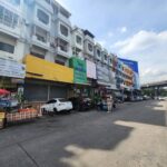 อาคารพาณิชย์ 2 คูหา 4 ชั้น 41 ตรว. ซ.พหลโยธิน 72 ลำลูกกา ปทุมธานี