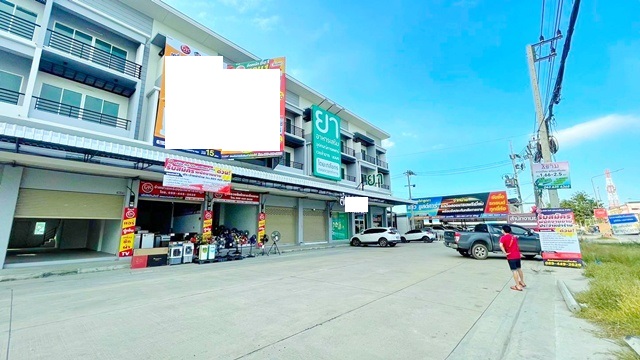 อาคาร 2คูหา 3.5ชั้น ใกล้ ตลาดชัชวาล คลอง7 2นอน 2น้ำ ชุมชนคลอง 7
