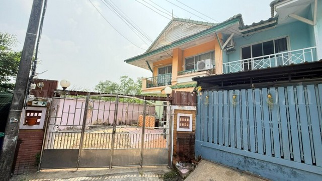 ทาวน์เฮ้าส์ บ้านพฤกษา 12 รังสิต – คลองสาม ทำเลดี ราคาถูก หลังมุม