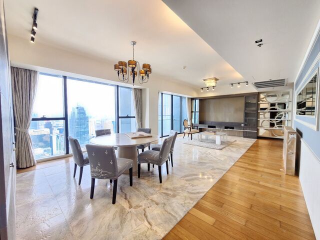 Condo The Met for Rent, near BTS Chong Nonsi and MRT Si Lom
