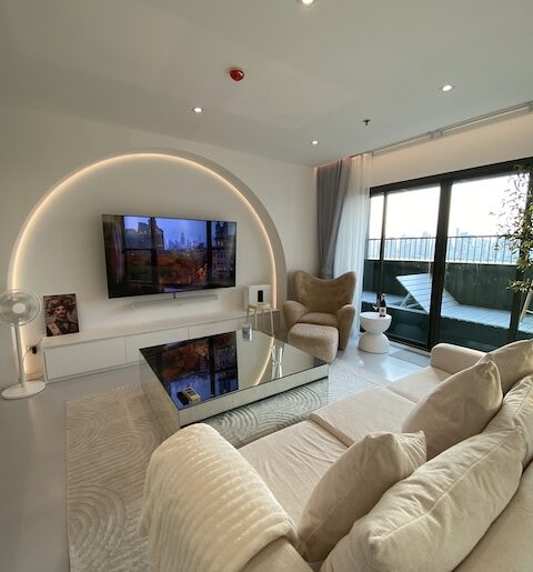 BH3925 ให้เช่าคอนโดดีไซน์หรู 1 ห้องนอน Noble Solo Thonglor