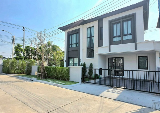 ให้เช่า บ้านเดี่ยว แกรนด์ พลีโน่ สุขุมวิท-บางนา ใกล้ Mega บางนา
