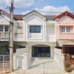หมู่บ้านนภาพร เดินทางสะดวกใกล้รถไฟฟ้าสายสีม่วง