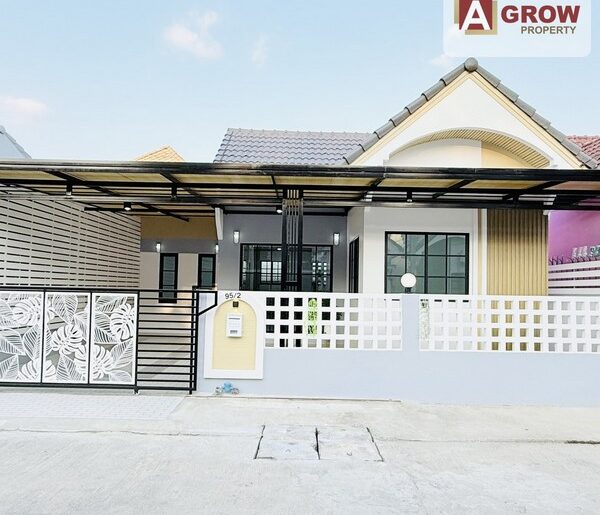 หมู่บ้านนันทวัน 4 ซอยเลียบวารี 53 ต้นซอย ตกแต่งครบ พร้อมเข้าอยู่