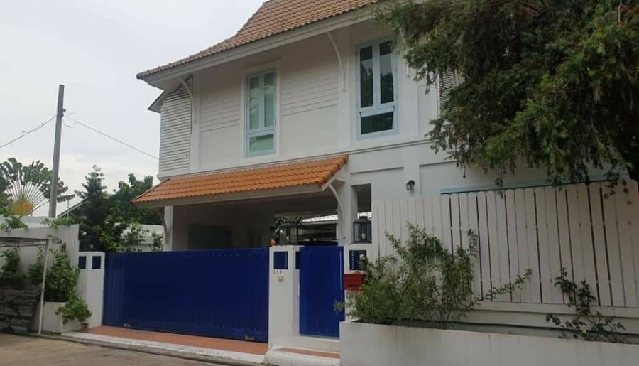 ขายบ้านเดี่ยว หมู่บ้าน อารีนาการ์เด้น ซอยสามัคคี ใกล้ ISB